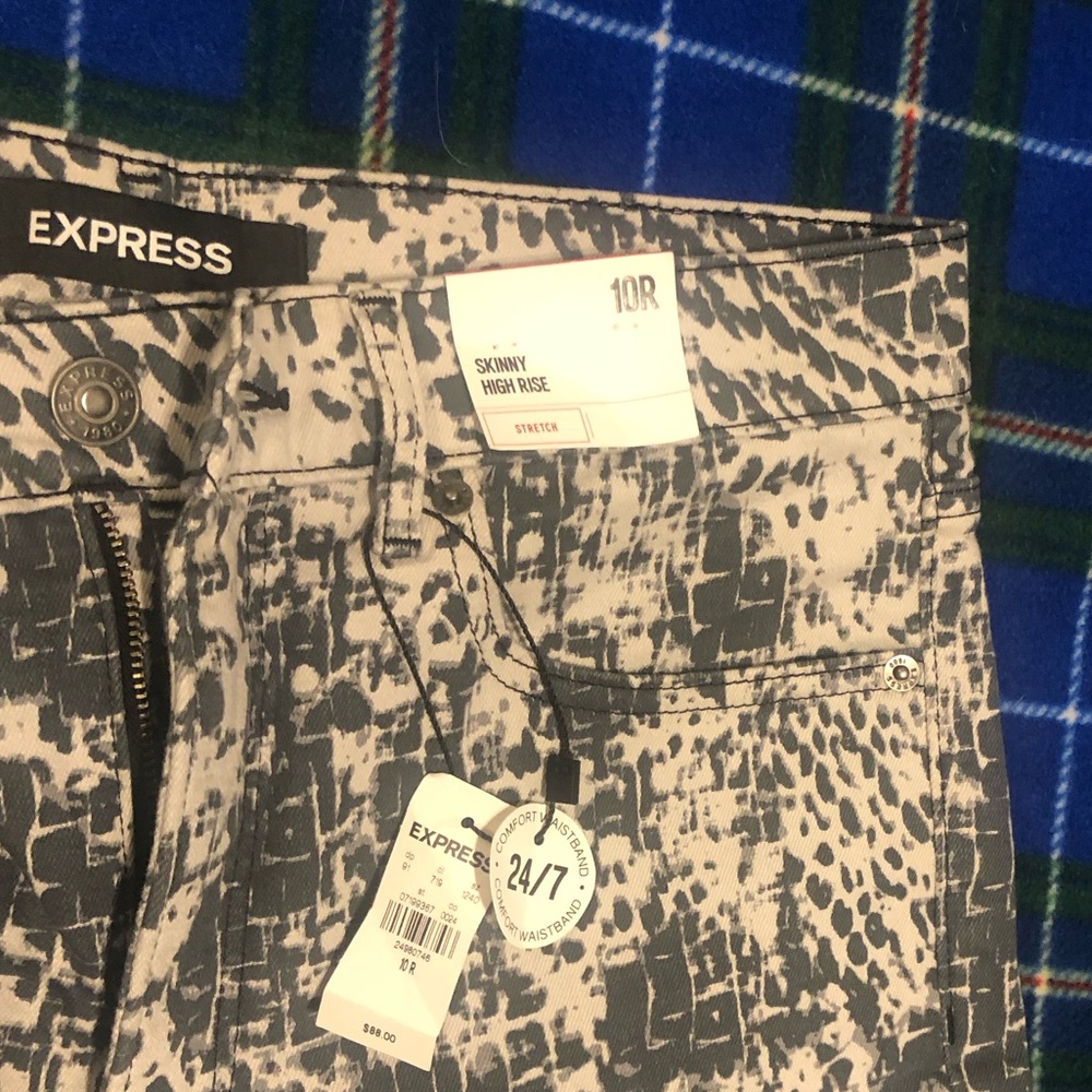 NWT Express skinny high rise jean